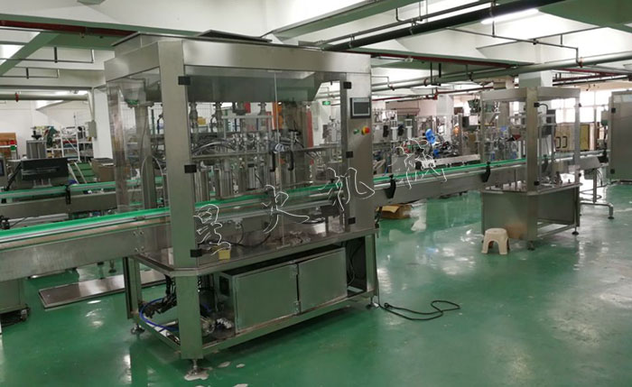 ǻ܇g-ҺwbC(j)չʾһ